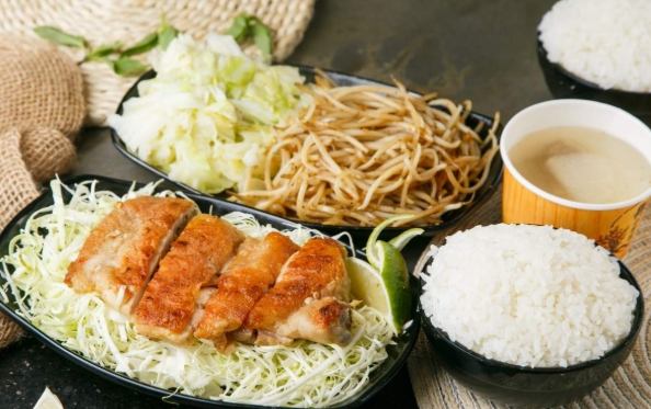 新竹大遠百附近美食